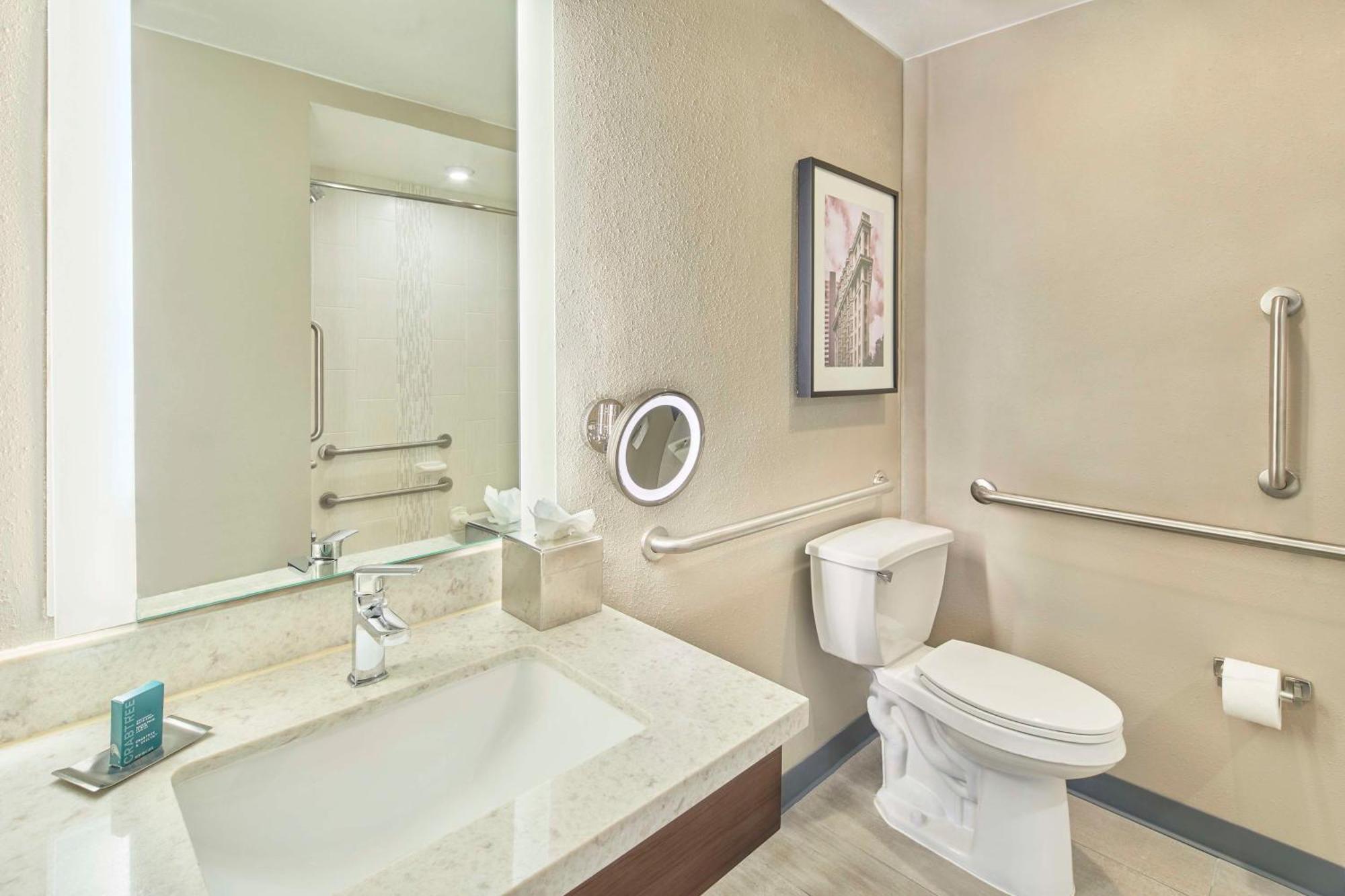 Hotel Doubletree By Hilton Atlanta Alpharetta-Windward Exterior foto