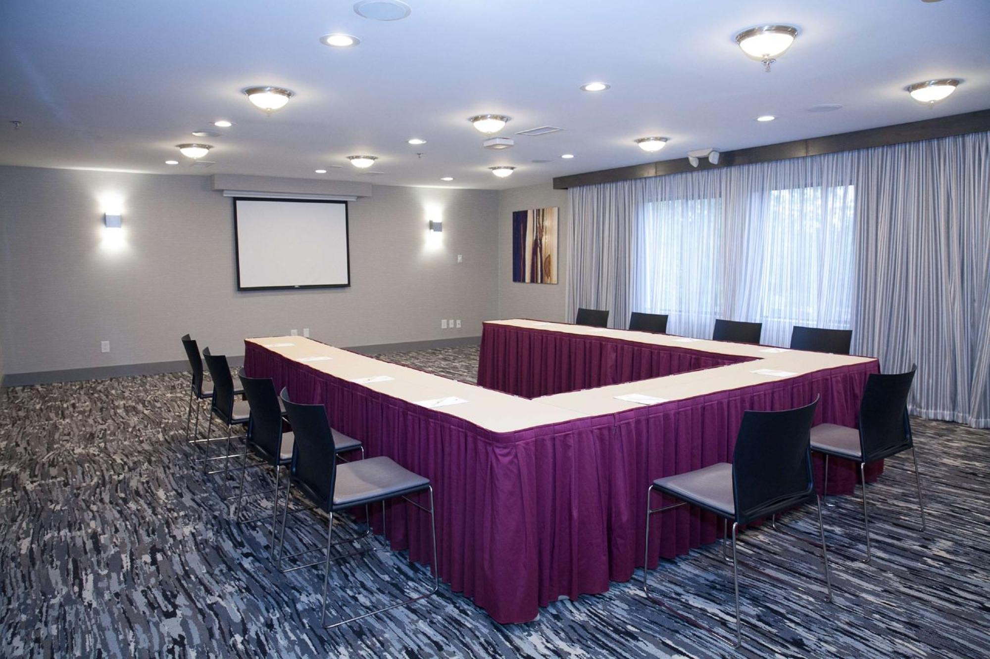 Hotel Doubletree By Hilton Atlanta Alpharetta-Windward Exterior foto