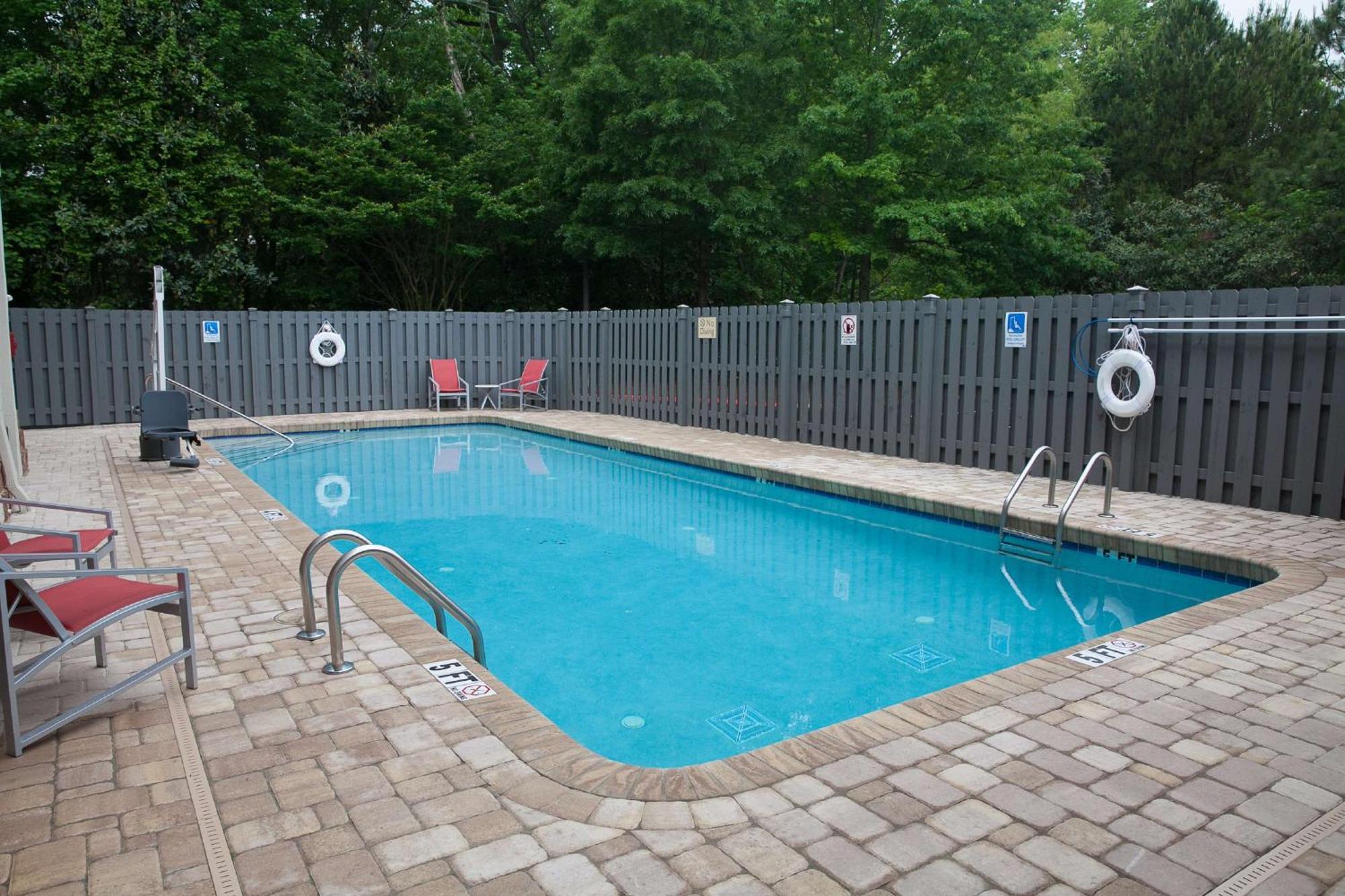 Hotel Doubletree By Hilton Atlanta Alpharetta-Windward Exterior foto