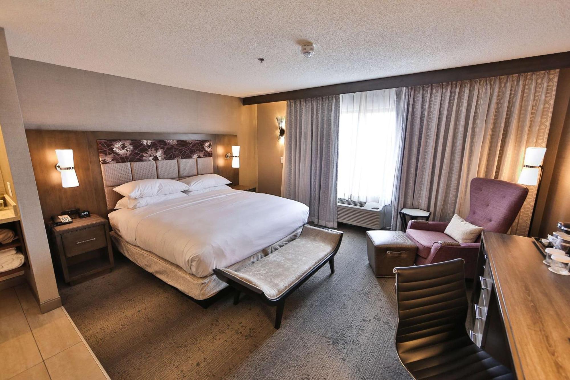Hotel Doubletree By Hilton Atlanta Alpharetta-Windward Exterior foto